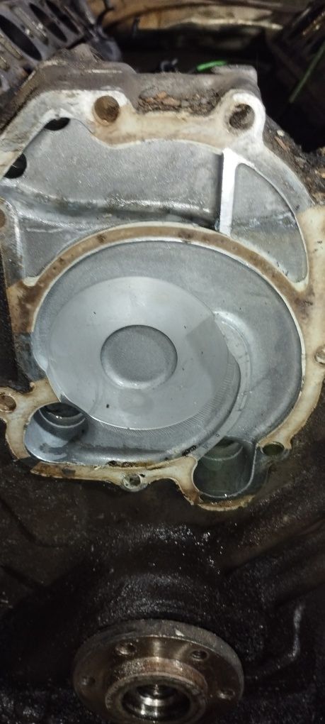 Мотор м116 4.2  Mercedes w126 разбор, пробег мотора 130 тыс.