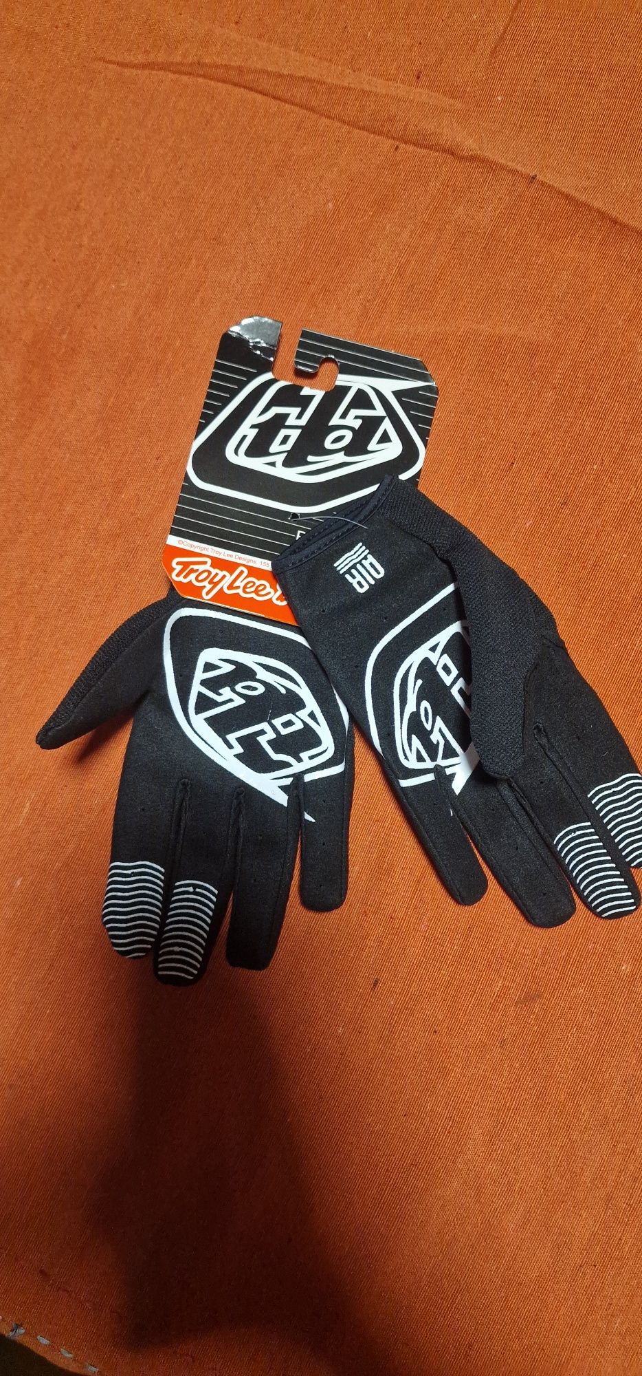 Luvas troy lee design