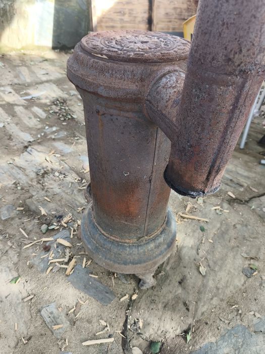 Salamandra em ferro fundido