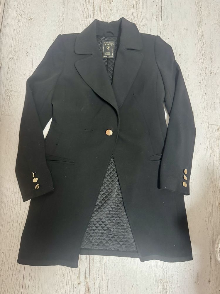 Пальто  піджак guess.