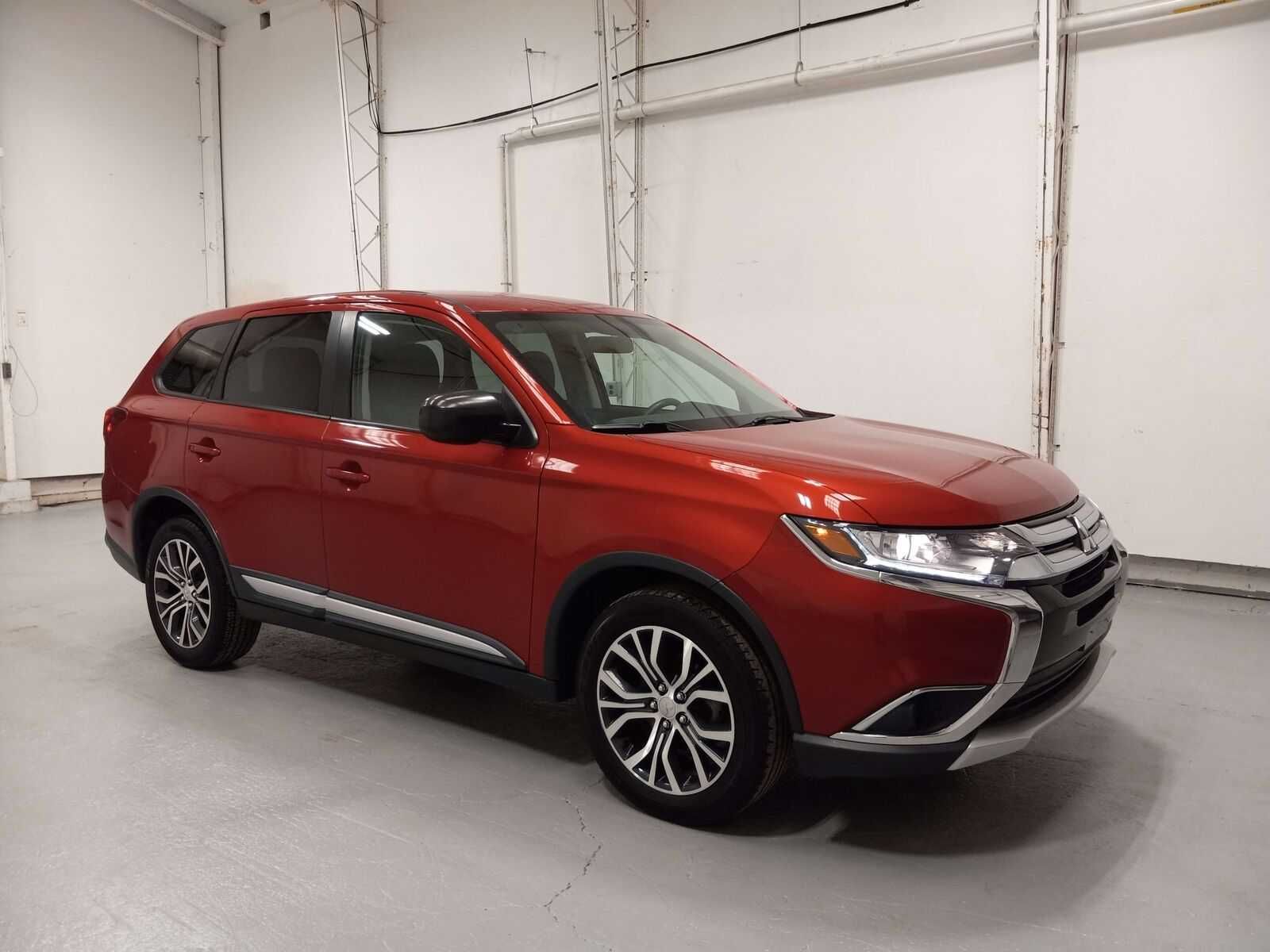 2018 Mitsubishi Outlander ES