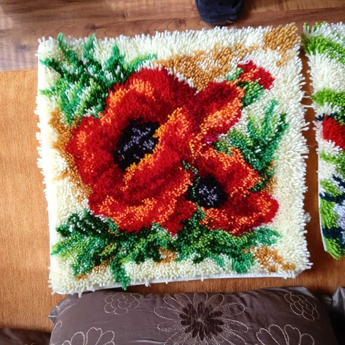 poduszka poszewka ręcznie tkana puchata dywanowa na prezent