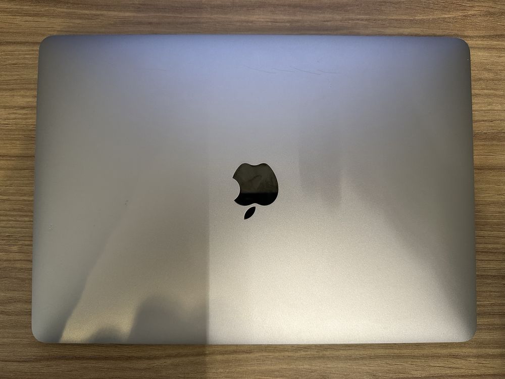 MacBook Pro, 13”, 2019, Touchbar