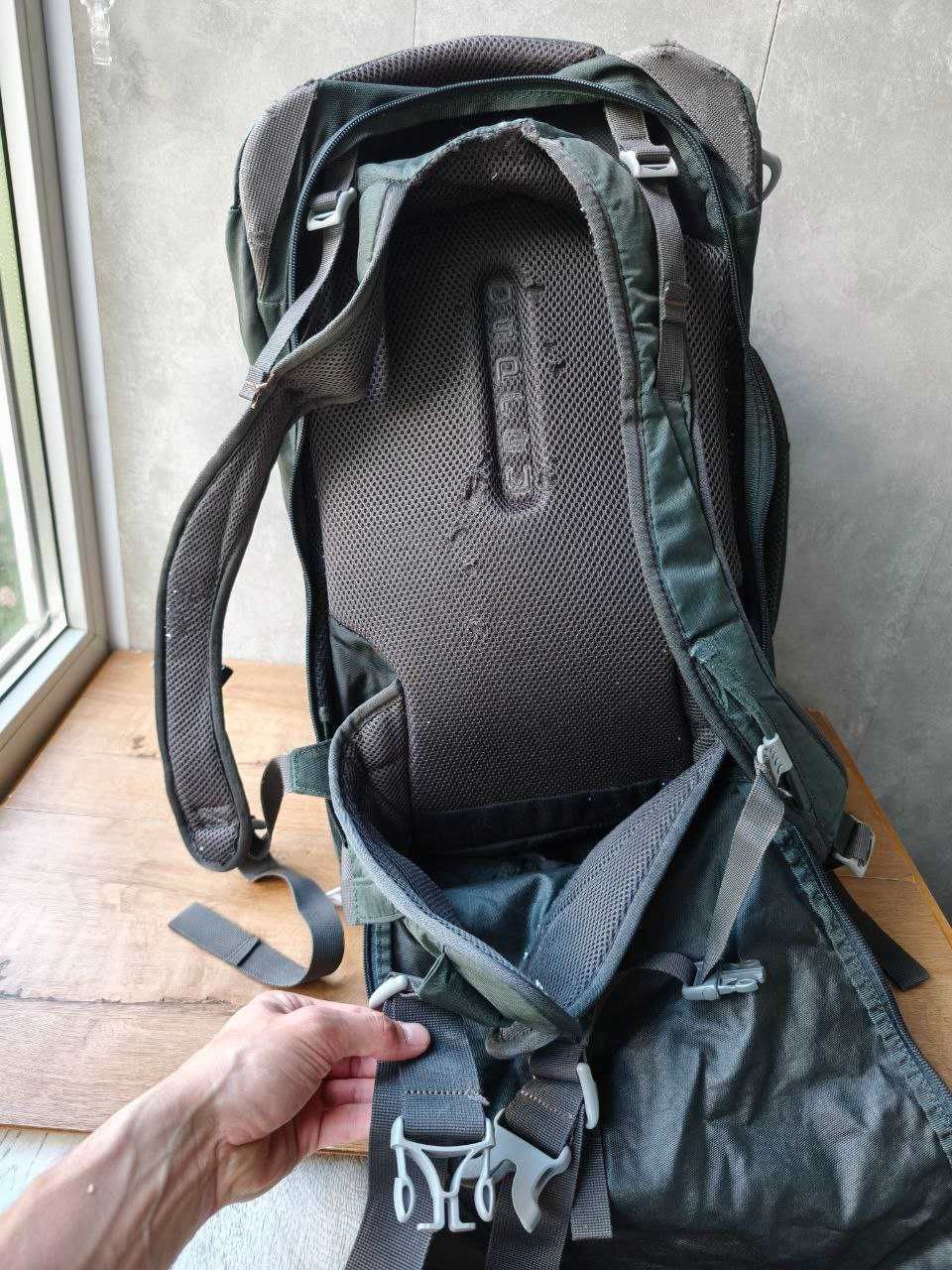 Наплічник / Сумка Osprey 40 Farpoint