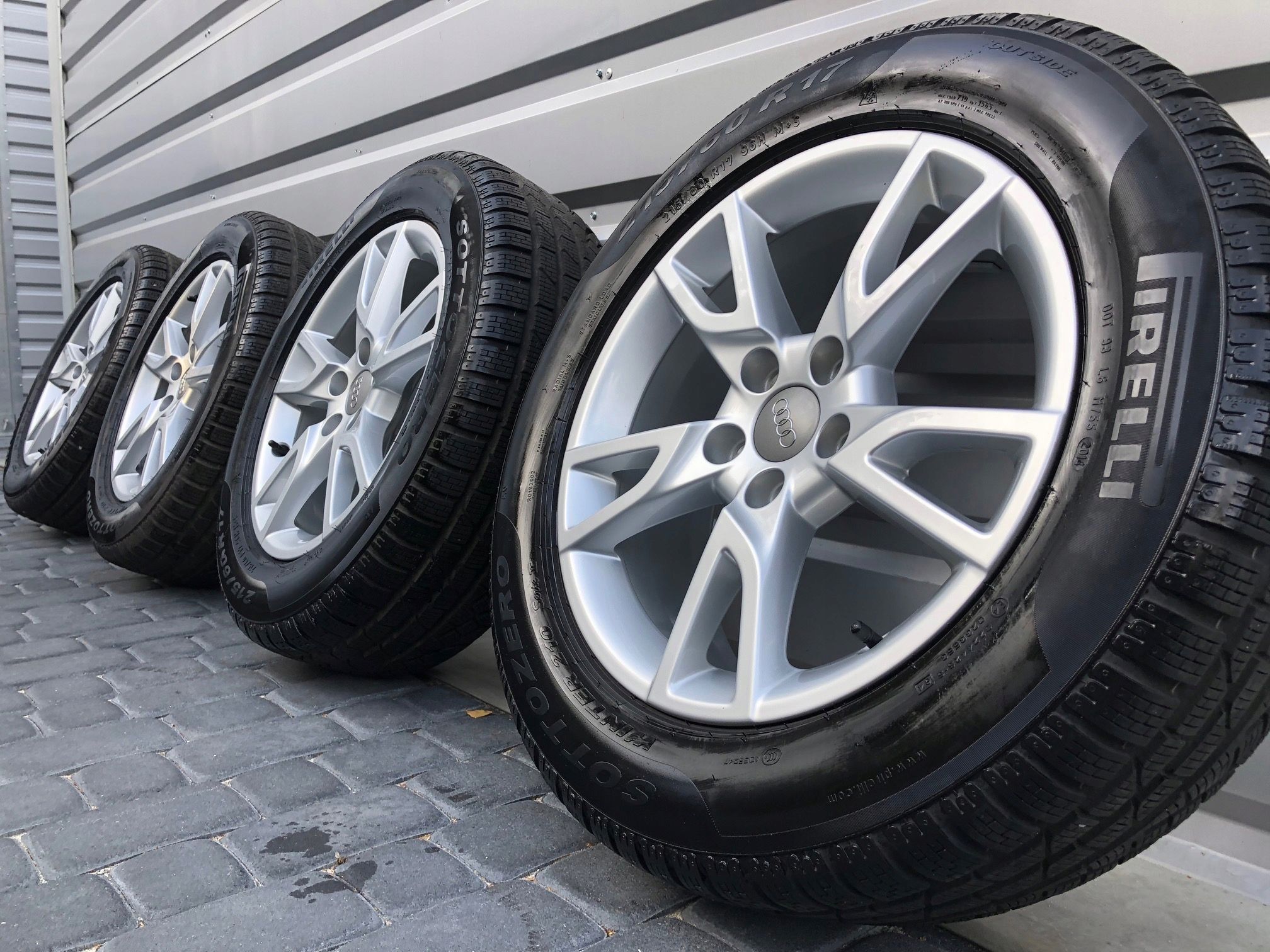 Oryginalne Felgi Audi 17" A3 A4 A6 A8 Q3 TT