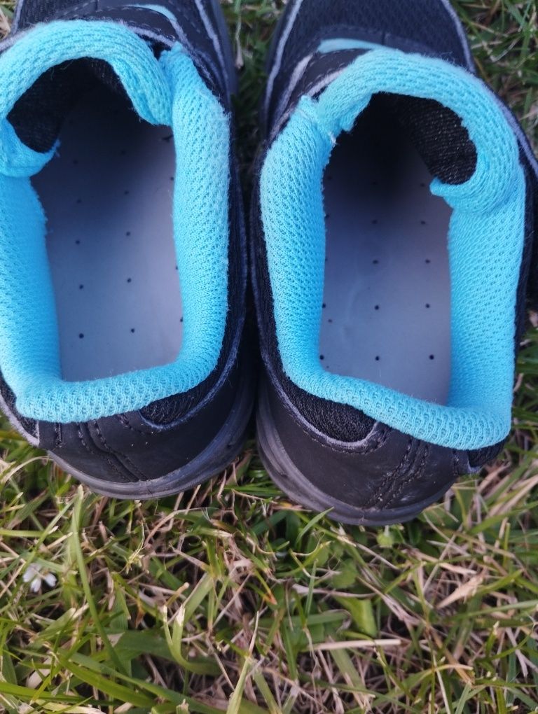 Buty dla chłopca rozmiar 26 25 24