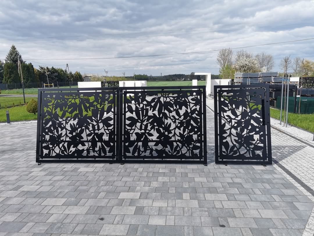 Brama z furtką kpl. ocynk + ral skrzydłowa wypalana garażowa słupek