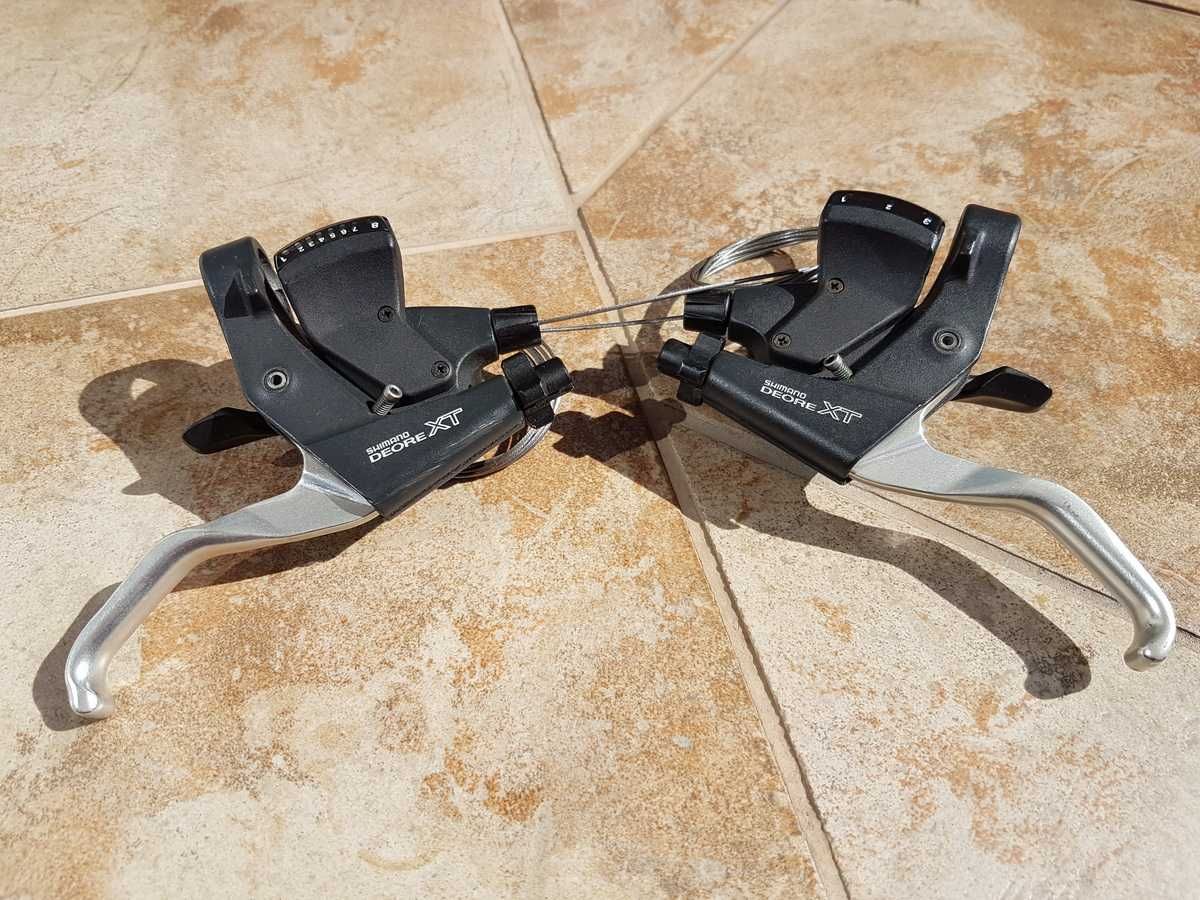 klamkomanetki Shimano DEORE XT, ST-M739, komplet