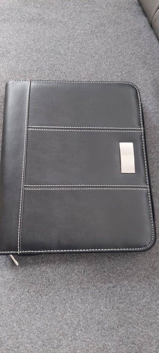 Aktówka teczka etui na tablet skóra Swiss Desing