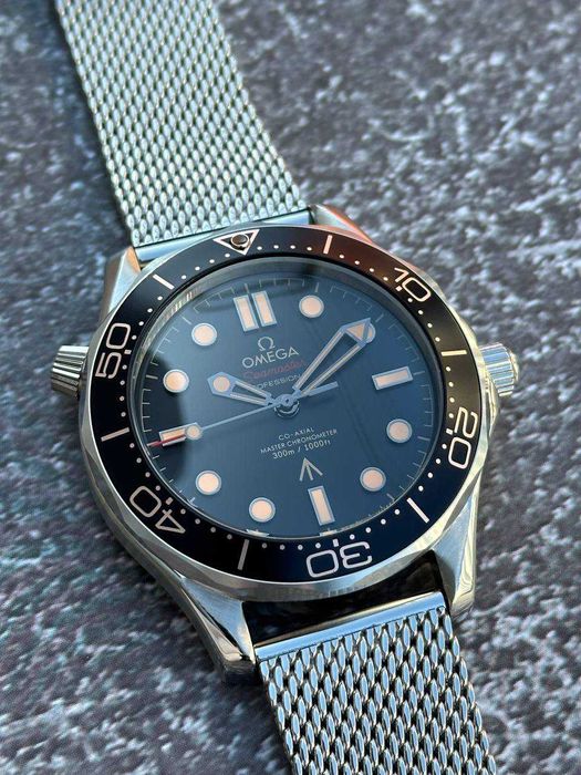 Швейцарские часы Omega Seamaster Diver 300M Master Co-Axial