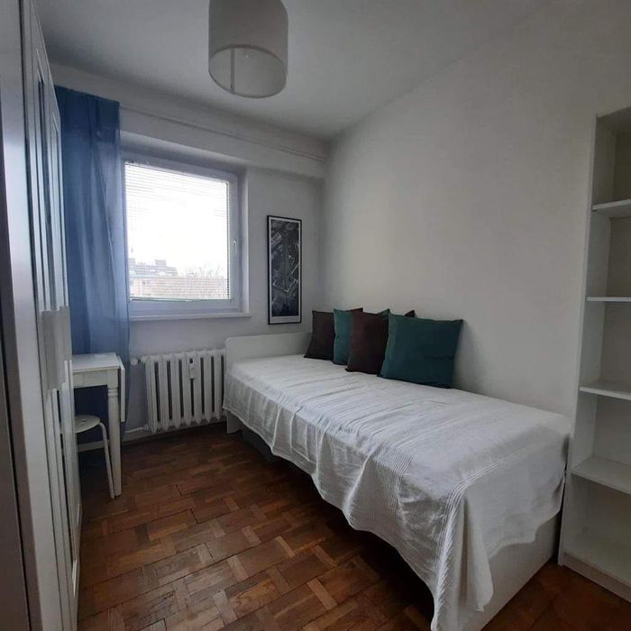 Tanio wynajmę pokój Warszawa Bielany blisko metra internet i piwnica