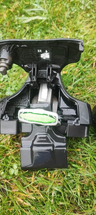 Thule  stopy plus kit skoda Octavia II