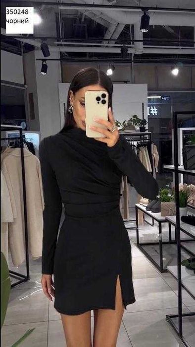 Чорна сукня в трендовому стилі нова