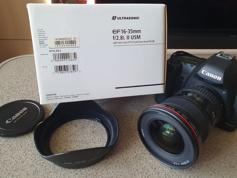 Об'єктив Canon EF 16-35mm f/2.8L II USM