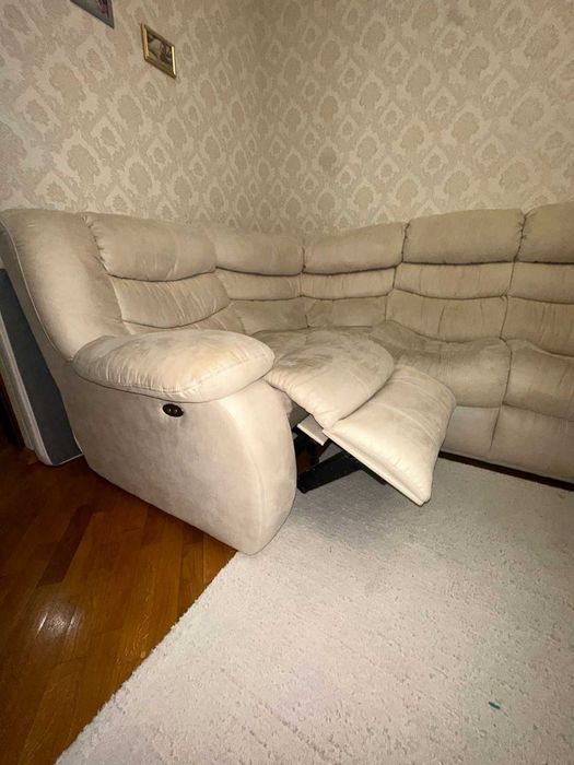 Диван розкладний з реклайнером