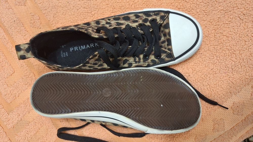 Жіночі кеди Primark