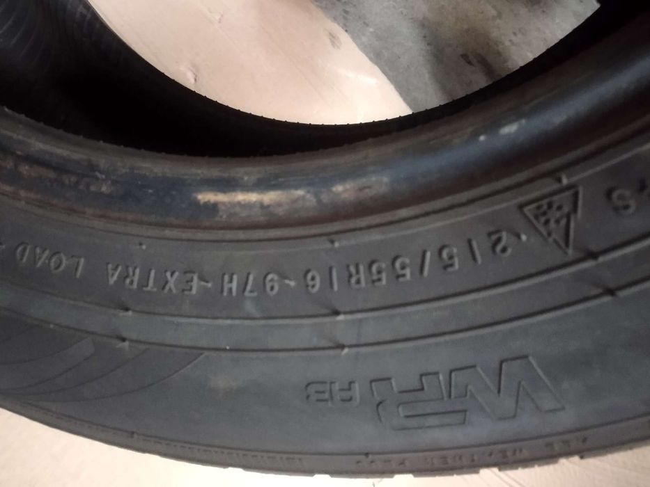 Opony Nokian 8 mm 4 szt 215/55 r16