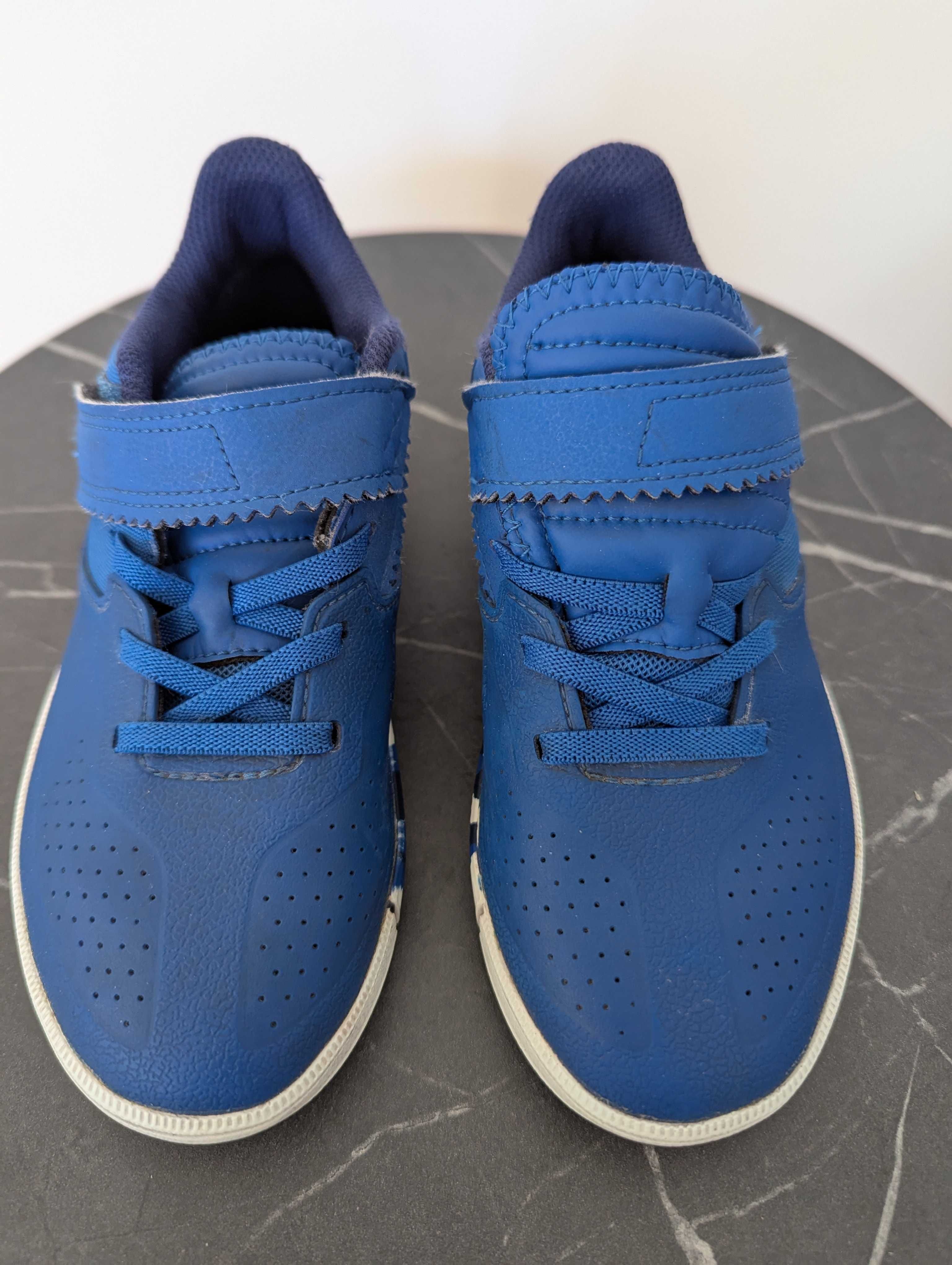 Buty halówki do piłki nożnej Decathlon r. 32