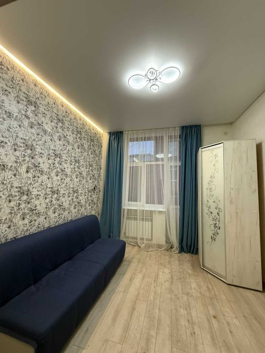 LS-19 Продаю 2-х кім. квартиру пр.Незалежності,1