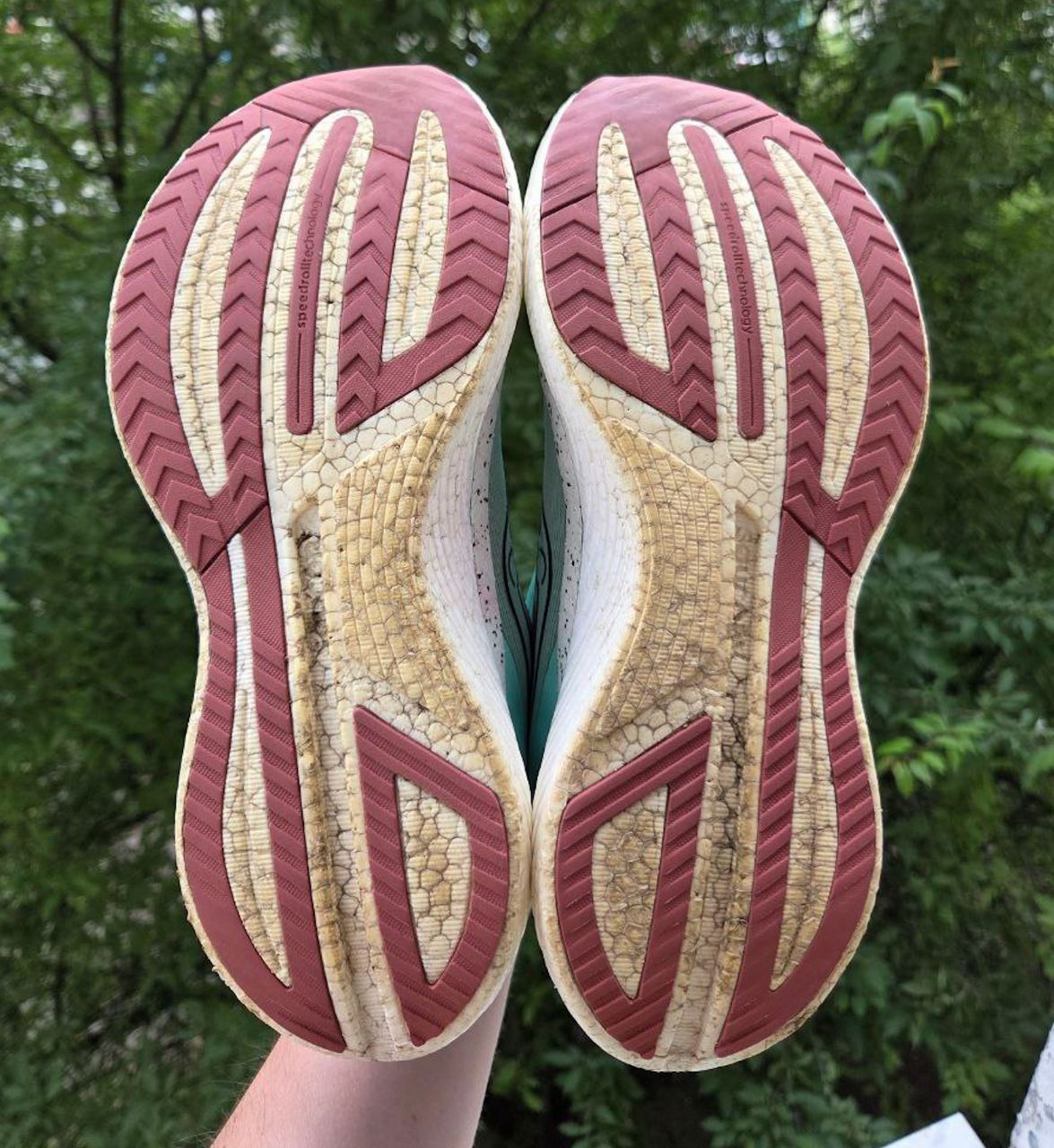 41р Saucony Endorphin Speed 3 жіночі спортивні кросівки