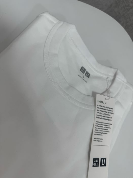 Жіночі футболки Uniqlo M, L