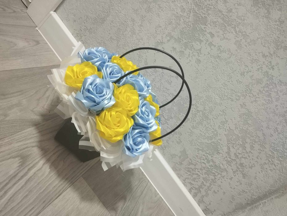 Букети з атласної стрічки