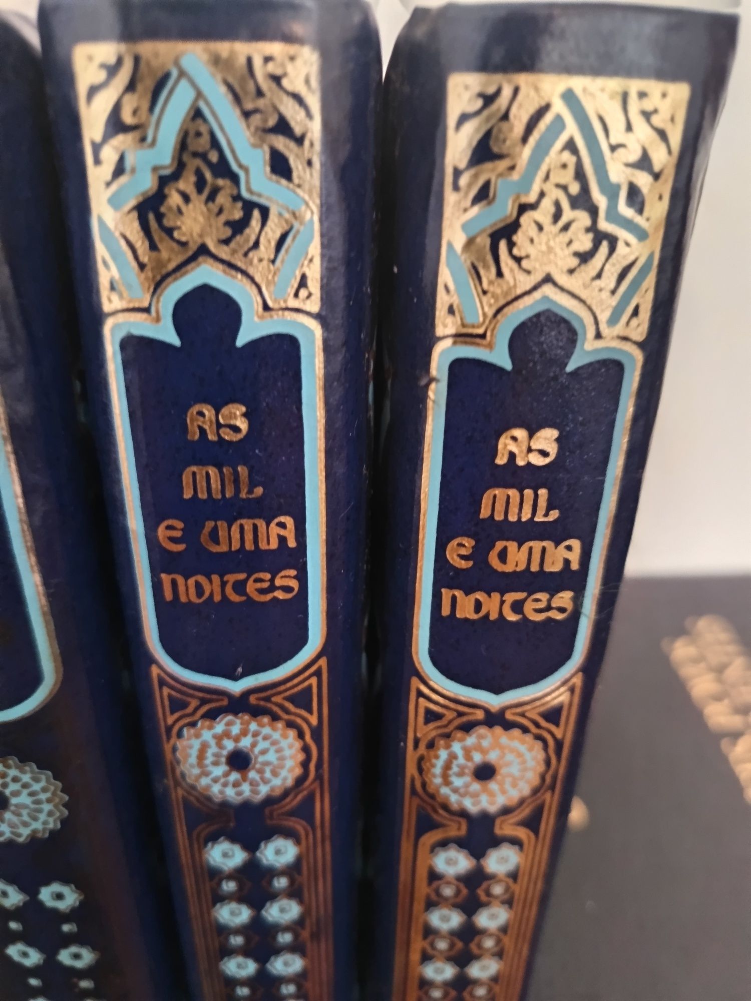 Livros variados para desocupar