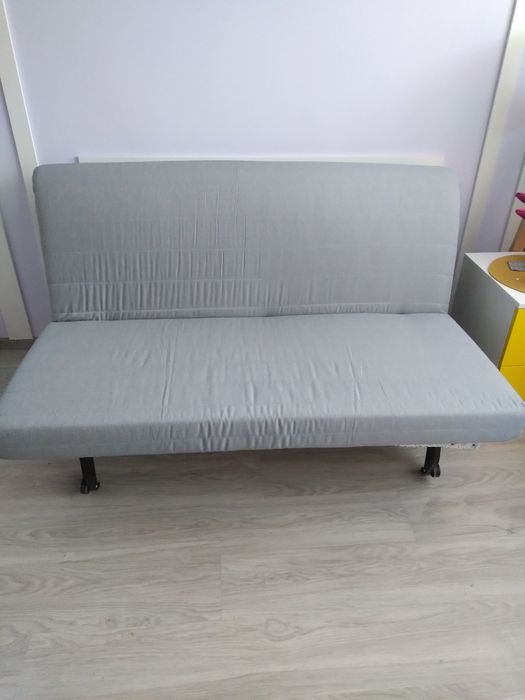 Sofa 2 osobowa rozkladana  IKEA  LYCKSELE LOVAS.