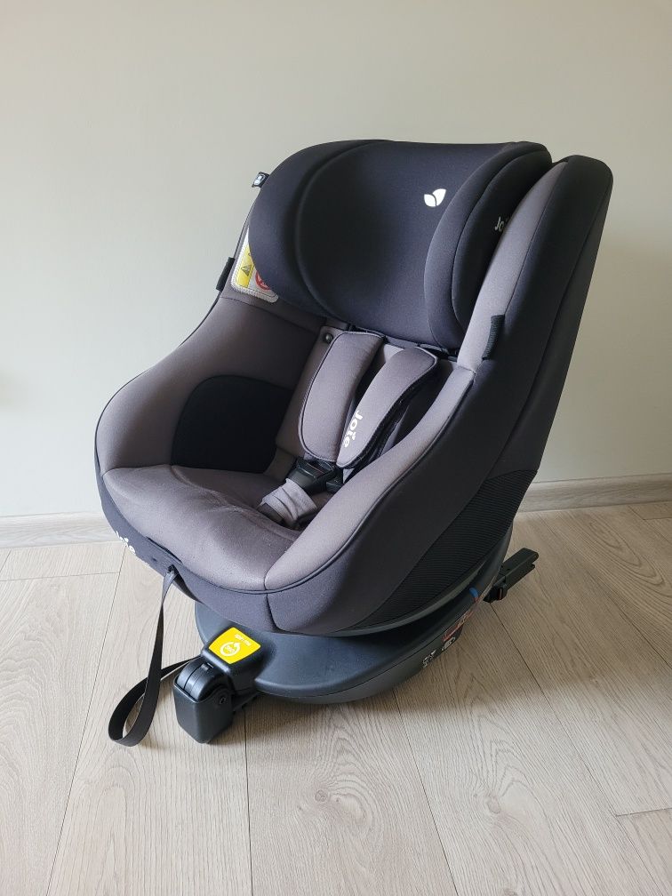 Obrotowy fotelik samochodowy Joie SPIN 360 ISOFIX 0-18kg Szary