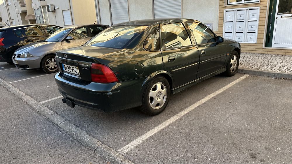 Opel Vectra Elegance 1.6i