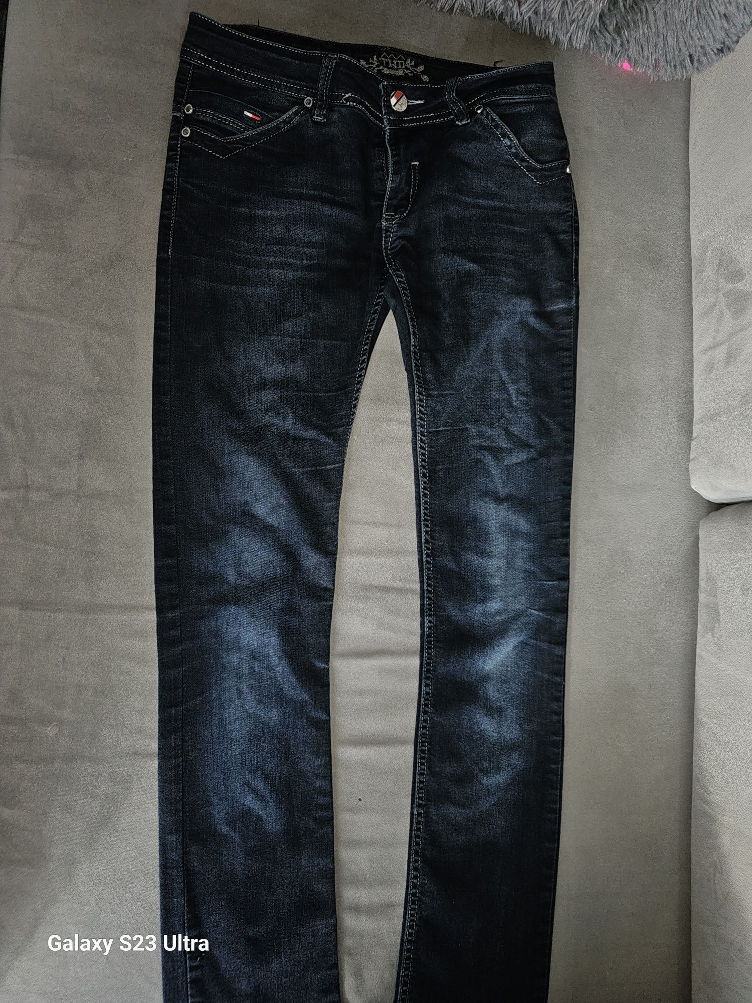 Tommy Hilfiger jeans dzinsy 31