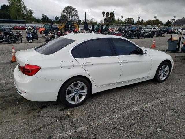 BMW 330I 2018 року