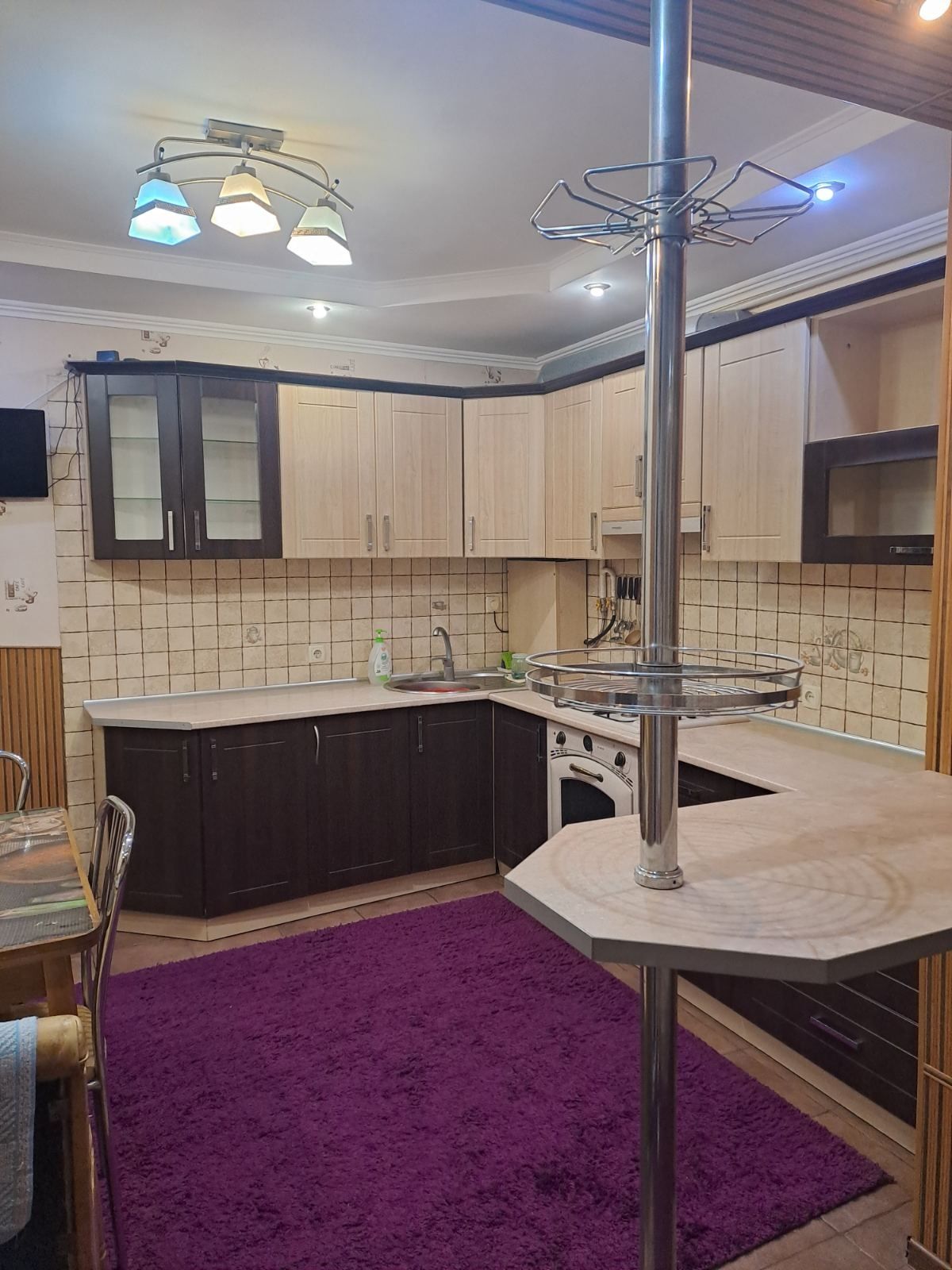 Продам 3 кімнатну квартиру