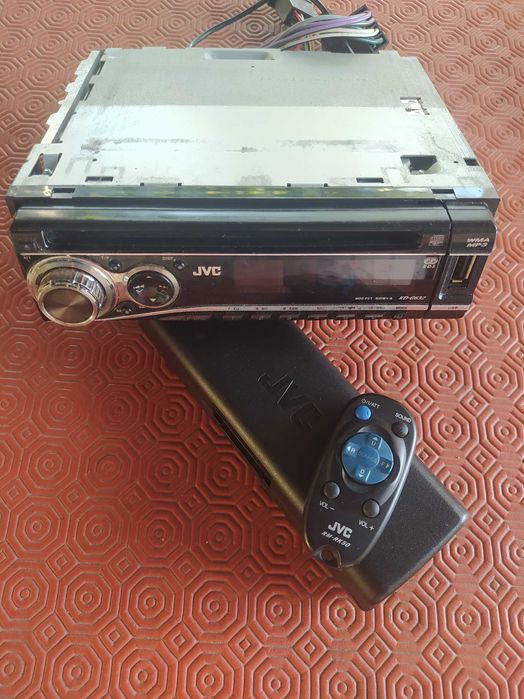 AUTO RADIO JVC Excelente estado!!!