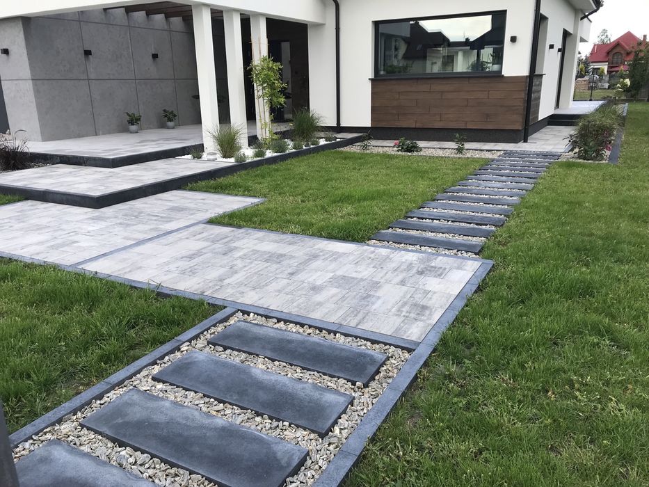 Układanie kostki brukowej, Usługi brukarskie