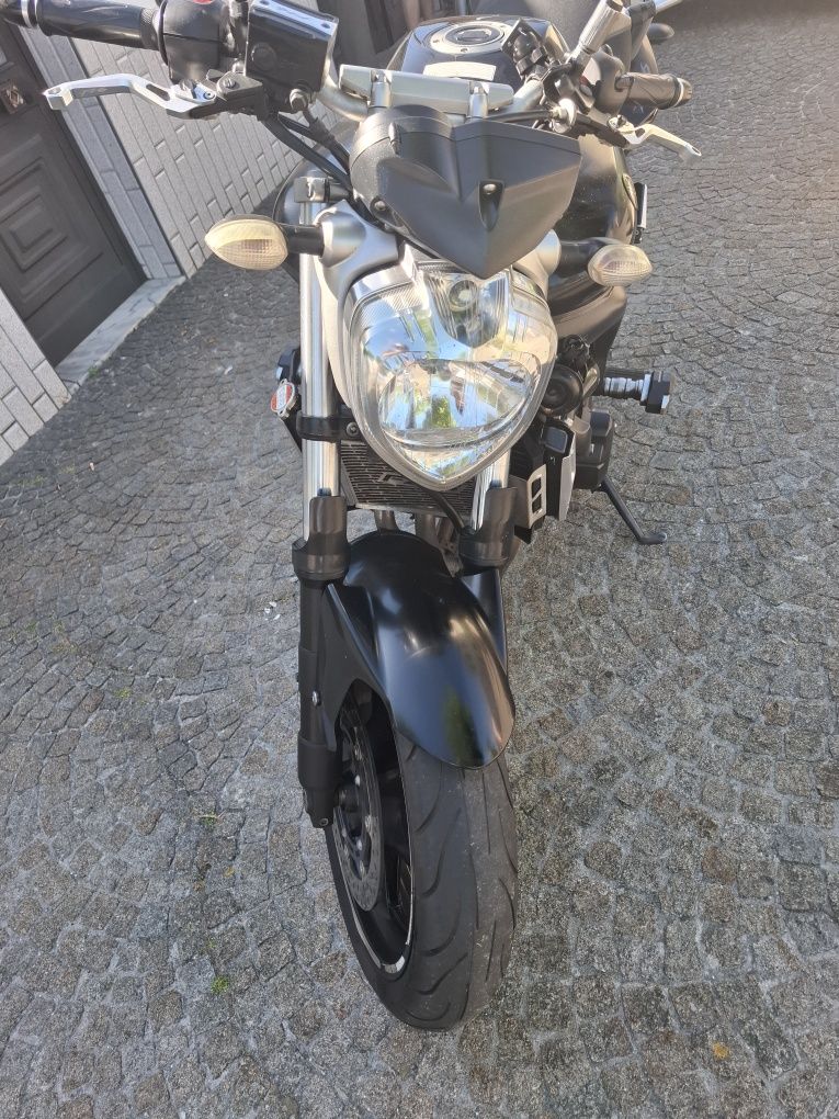 Yahama fz6 s2 72kw (98cv)