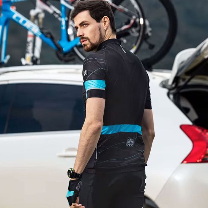 Spodenki krótkie z szelkami Santic rowerowe kolarskie czarno-białe M