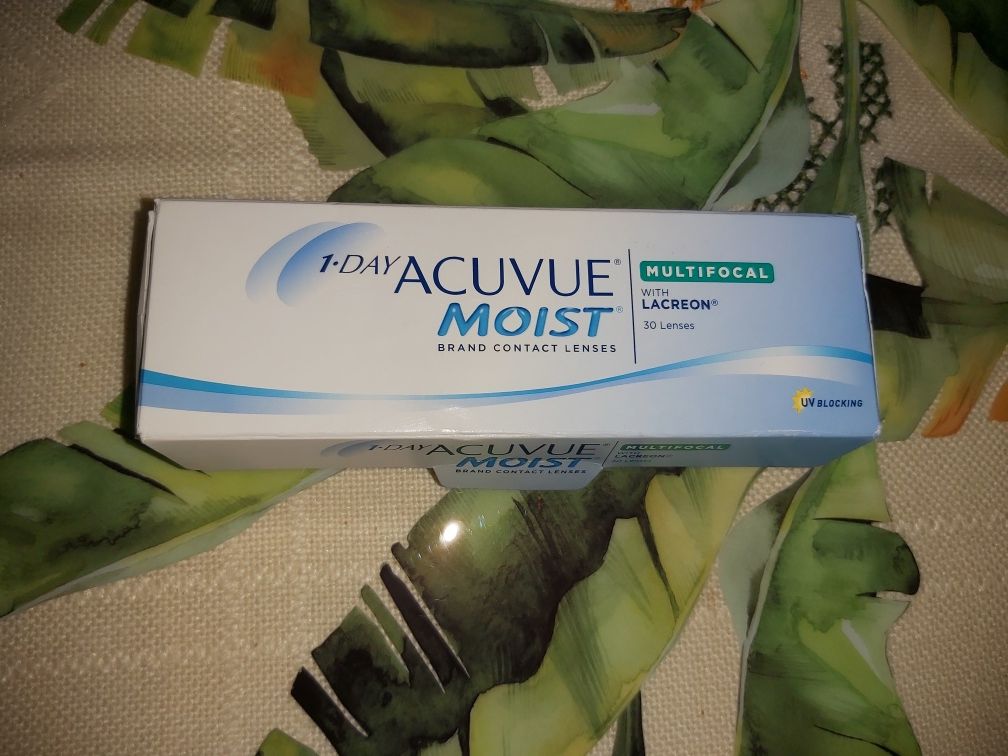 Soczewki kontaktowe ACUVUE MOIST