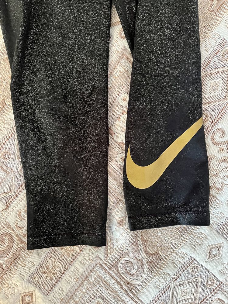 Лосини 3/4 Nike з нових колекцій Одяг для спорту фітнесу бігу
