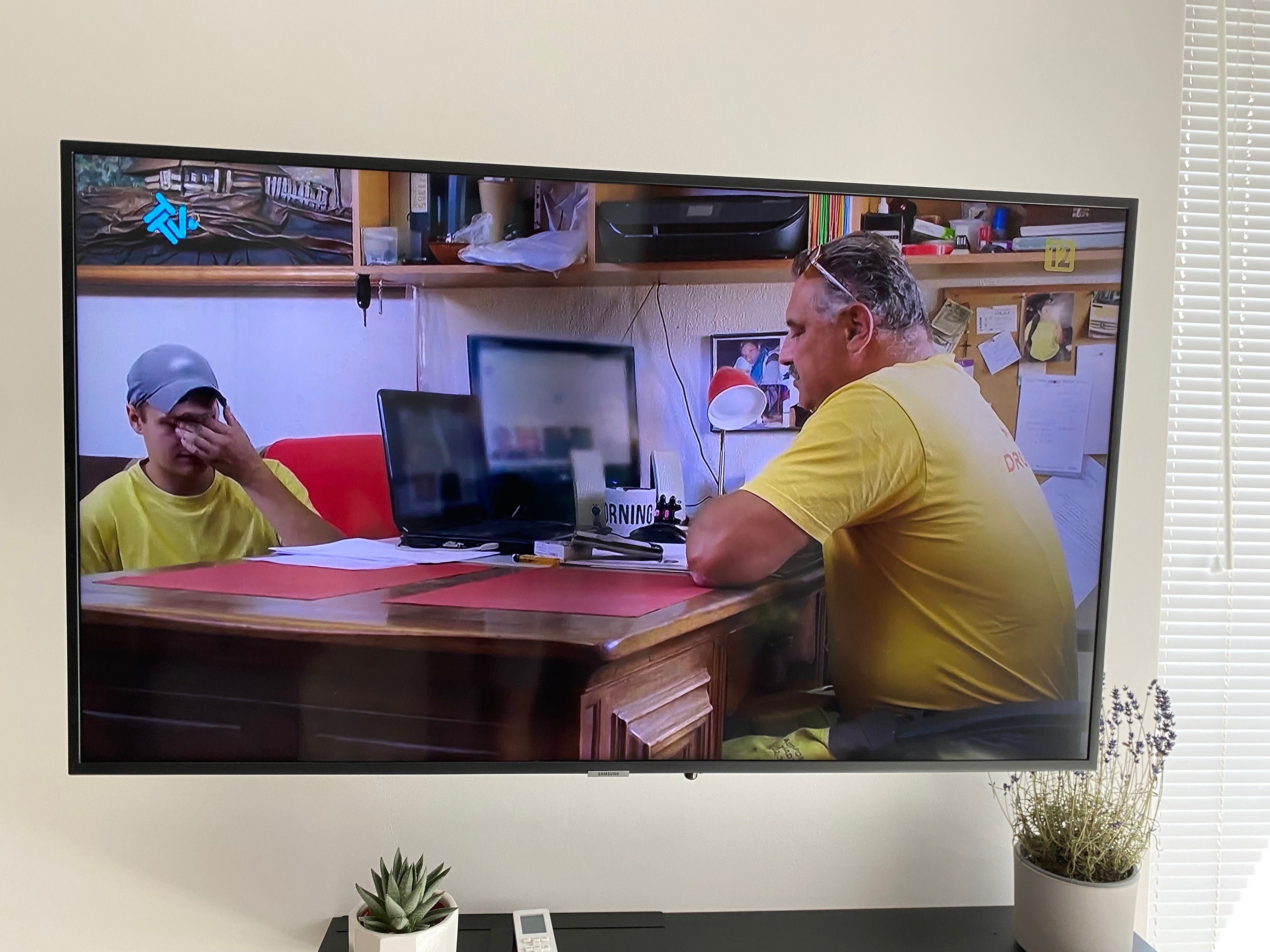 Telewizor LED 49 cali,
Samsung UE49NU7102