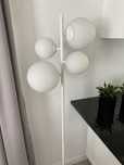 Biala lampa stojaca finn floor kule nowa