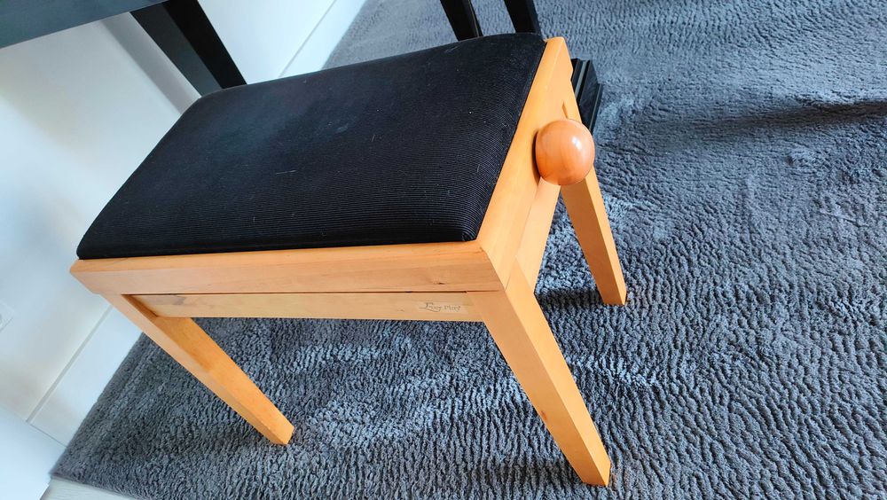 Fortepian gabinetowy - PETROF - MOD IV - STAN BARDZO DOBRY !