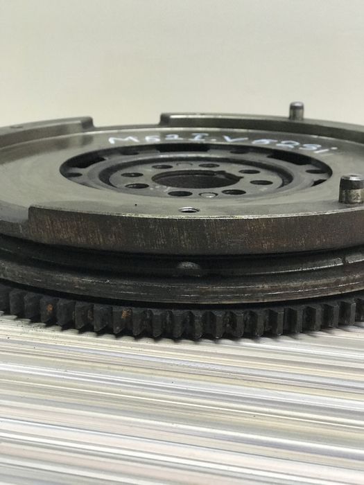 Маховик Сципления БМВ Е39 М52 Дорестайл 520 523 Luk Щеплення Демпфер