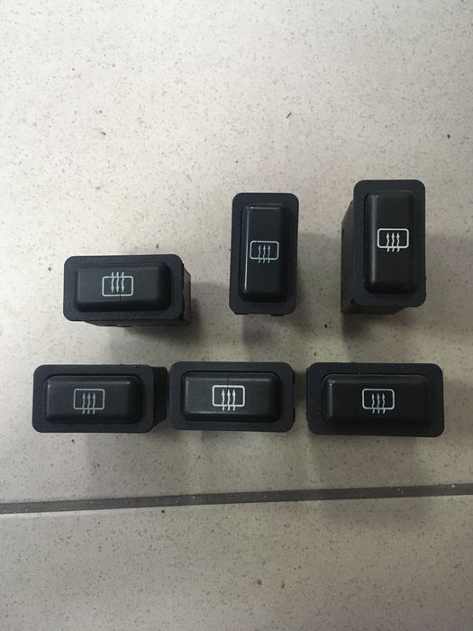 Przycisk przełącznik podgrzewania szyby BMW E30 E28 E24