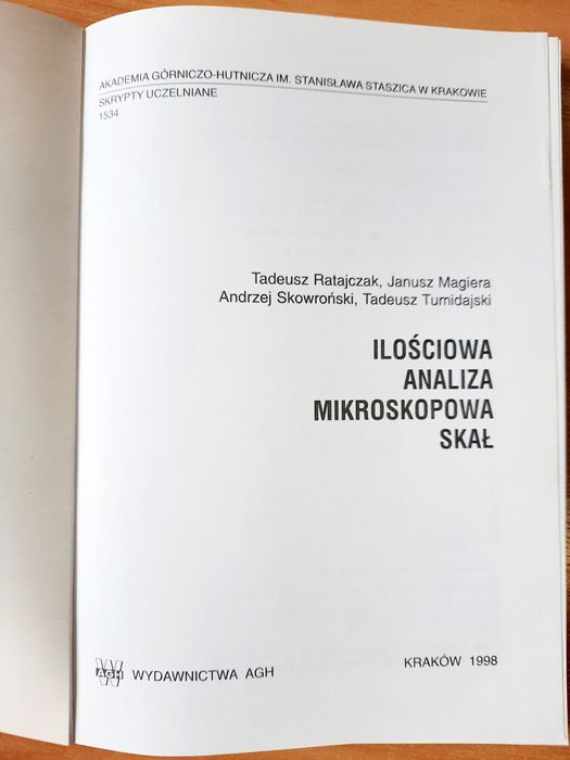 Ilościową analiza mikroskopowa skał Ratajczak Magiera Skowroński 1998