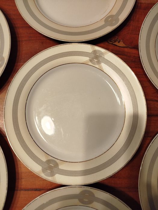 Komplet 11 talerzy obiadowych Tułowice