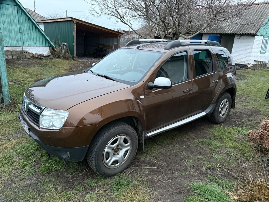 DACIA DUSTER 2011 року