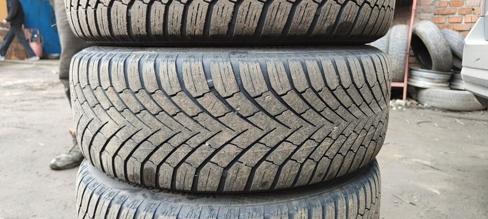 Зима Continental  wintercontact ts 860 205/55 r16 5*112 взборі на диск