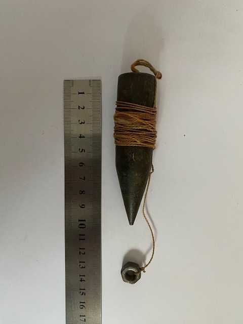 Stara waga murarska Pion