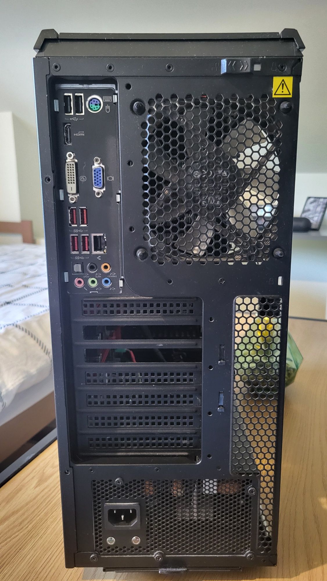 Lenovo y900-34isz Ideacentre | Podstawa do rozbudowy